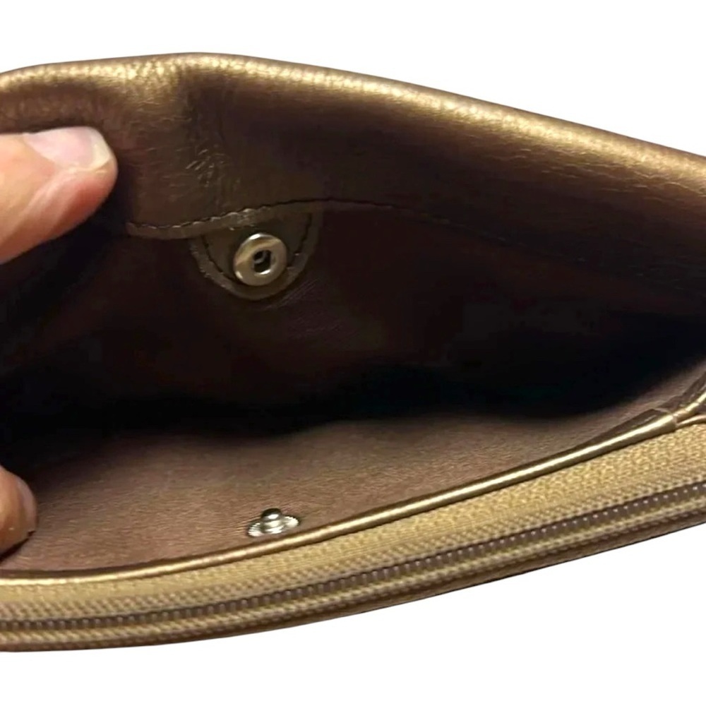 Fossil metallic bronze pleated leather zip wallet - Picture 3 of 9